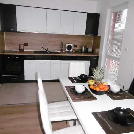 Апартамент Жекови Carevo Exteriér fotografie